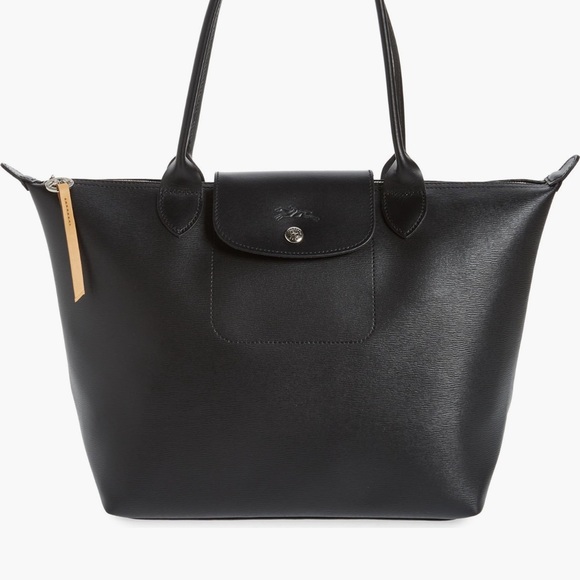 Longchamp Medium Le Pliage Shoulder Tote - Picture 2 of 10